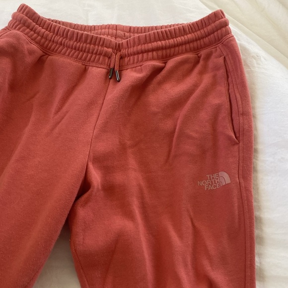 The north face women’s sweatpants - Picture 2 of 7